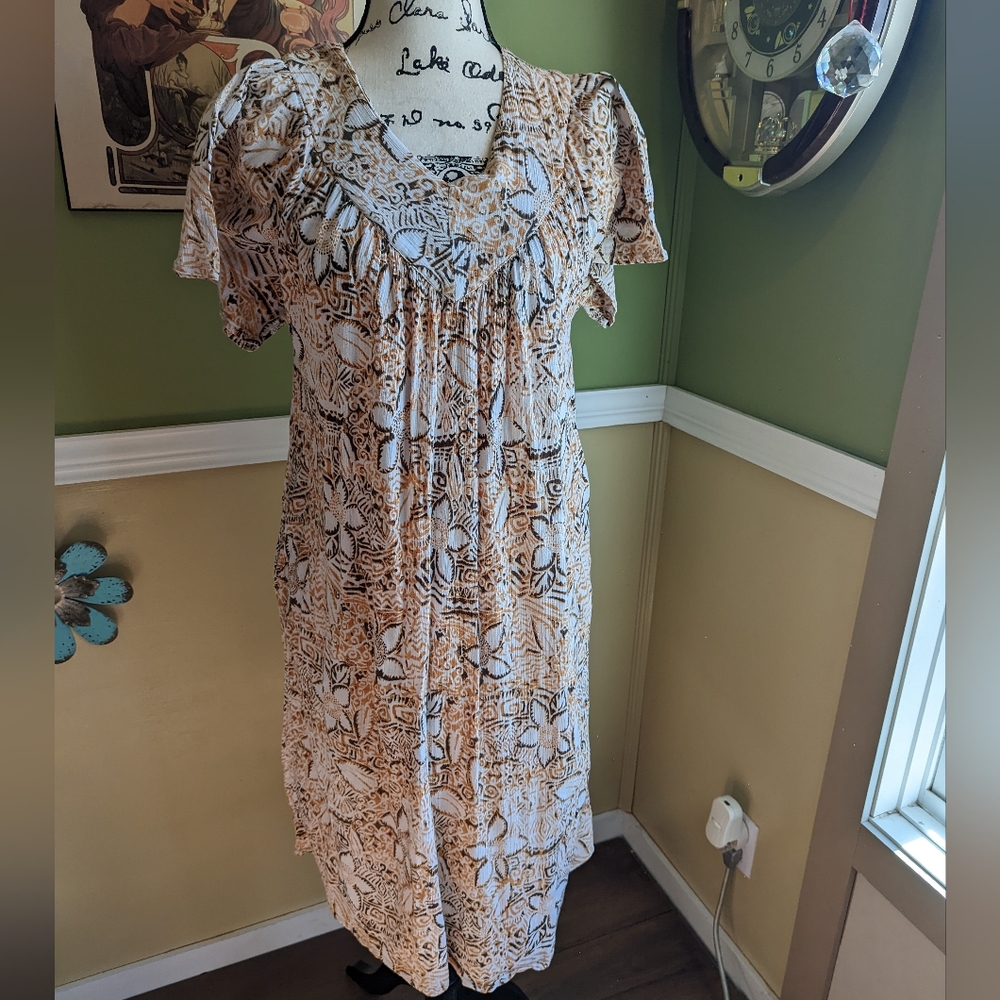 Loungers Muumuu Dress - image 2